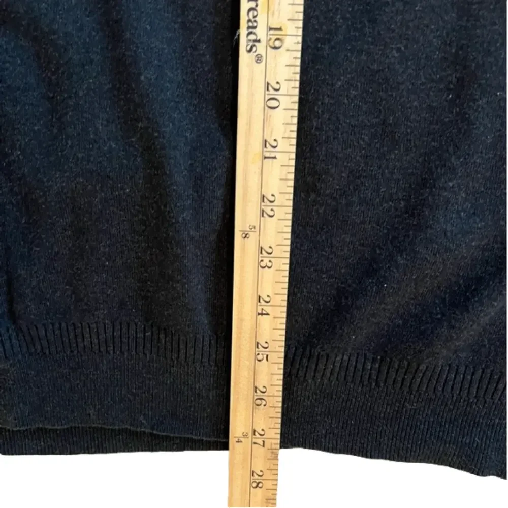 Calvin Klein charcoal black 100% cotton v-neck sweater, EUC size L